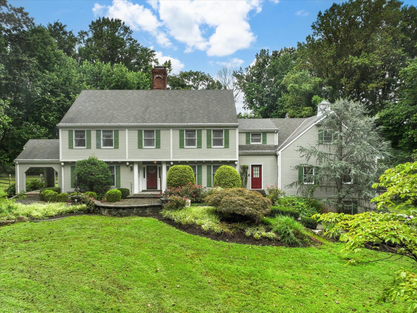 Pottstown, Chester, 17519, United States, 5 Bedrooms Bedrooms, ,3 BathroomsBathrooms,Residential,For Sale,1934132