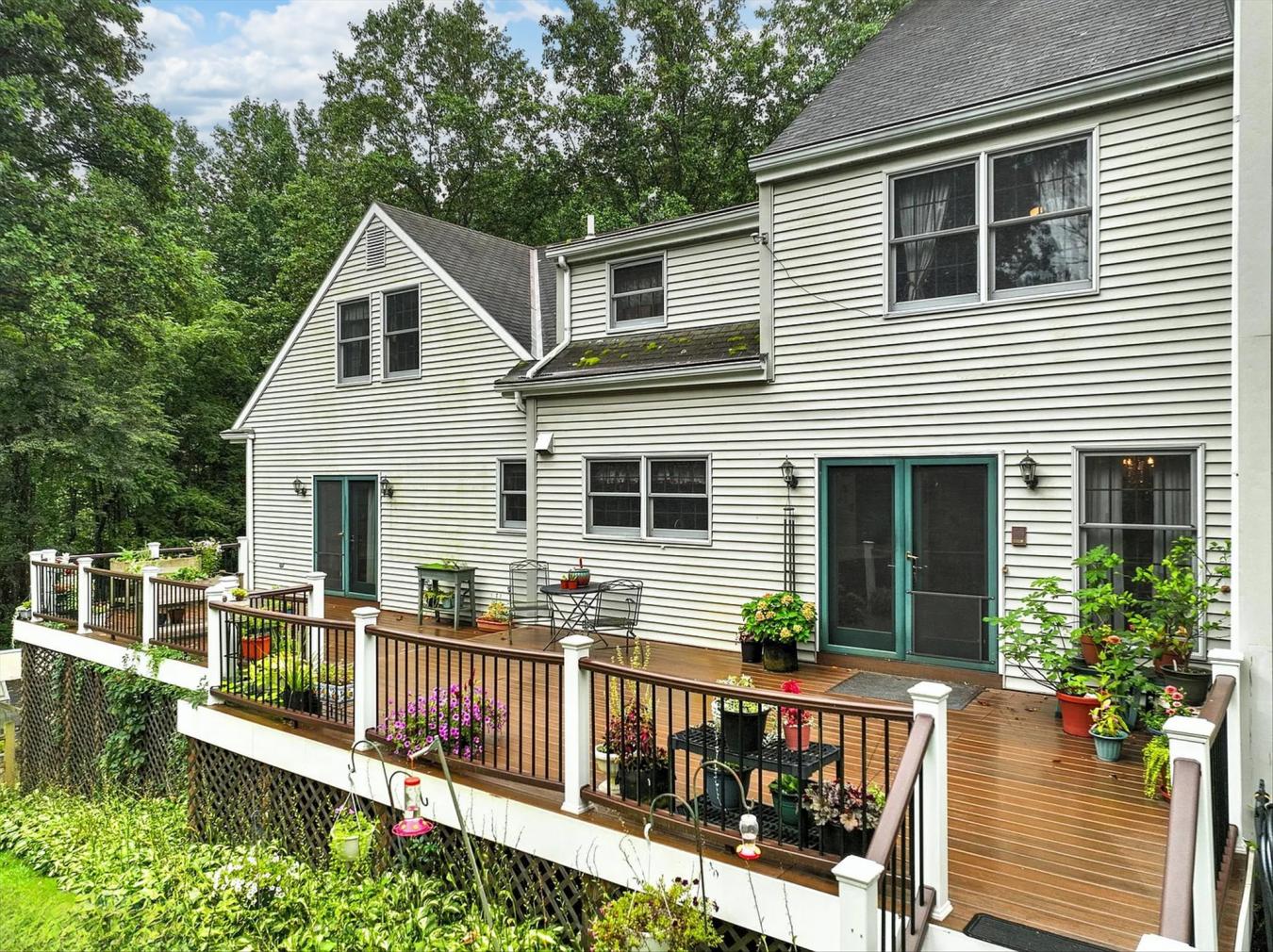 Pottstown, Chester, 17519, United States, 5 Bedrooms Bedrooms, ,3 BathroomsBathrooms,Residential,For Sale,1934132