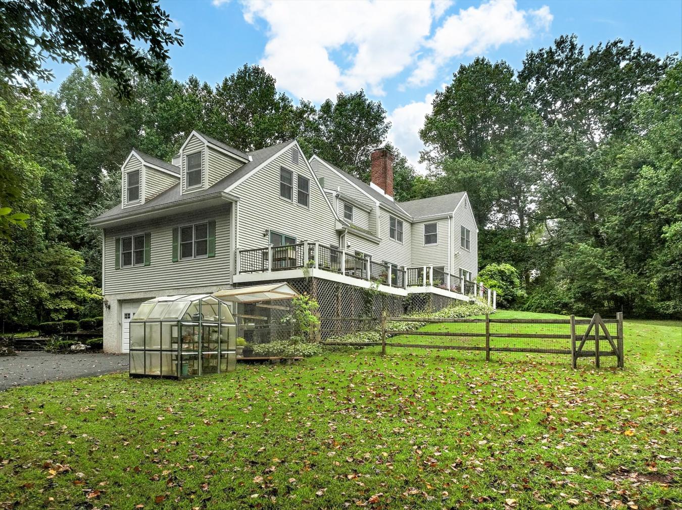 Pottstown, Chester, 17519, United States, 5 Bedrooms Bedrooms, ,3 BathroomsBathrooms,Residential,For Sale,1934132