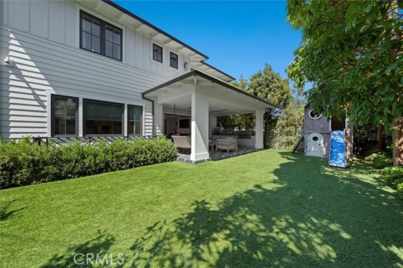 Manhattan Beach, Los Angeles, 90266, United States, 6 Bedrooms Bedrooms, ,6 BathroomsBathrooms,Residential,For Sale,1934127