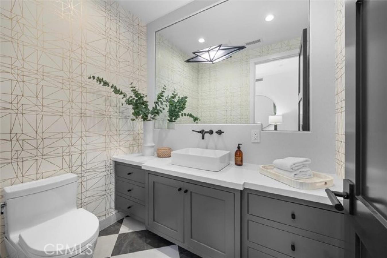 Manhattan Beach, Los Angeles, 90266, United States, 6 Bedrooms Bedrooms, ,6 BathroomsBathrooms,Residential,For Sale,1934127