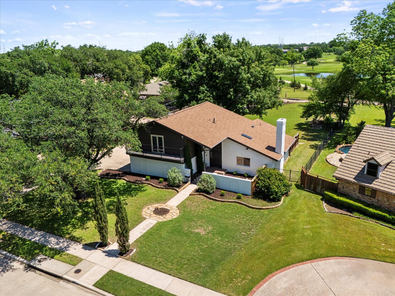 Dallas, Dallas, 75228, United States, 4 Bedrooms Bedrooms, ,3 BathroomsBathrooms,Residential,For Sale,1933780