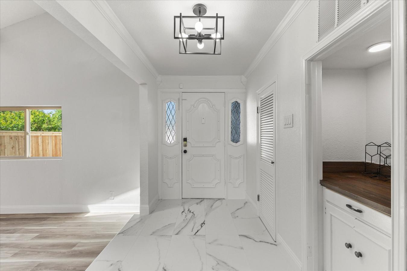 Dallas, Dallas, 75228, United States, 4 Bedrooms Bedrooms, ,3 BathroomsBathrooms,Residential,For Sale,1933780