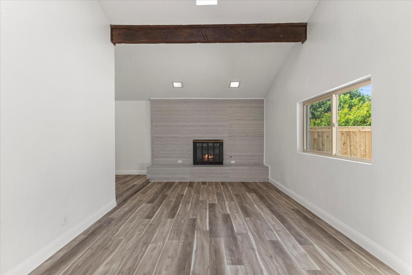 Dallas, Dallas, 75228, United States, 4 Bedrooms Bedrooms, ,3 BathroomsBathrooms,Residential,For Sale,1933780