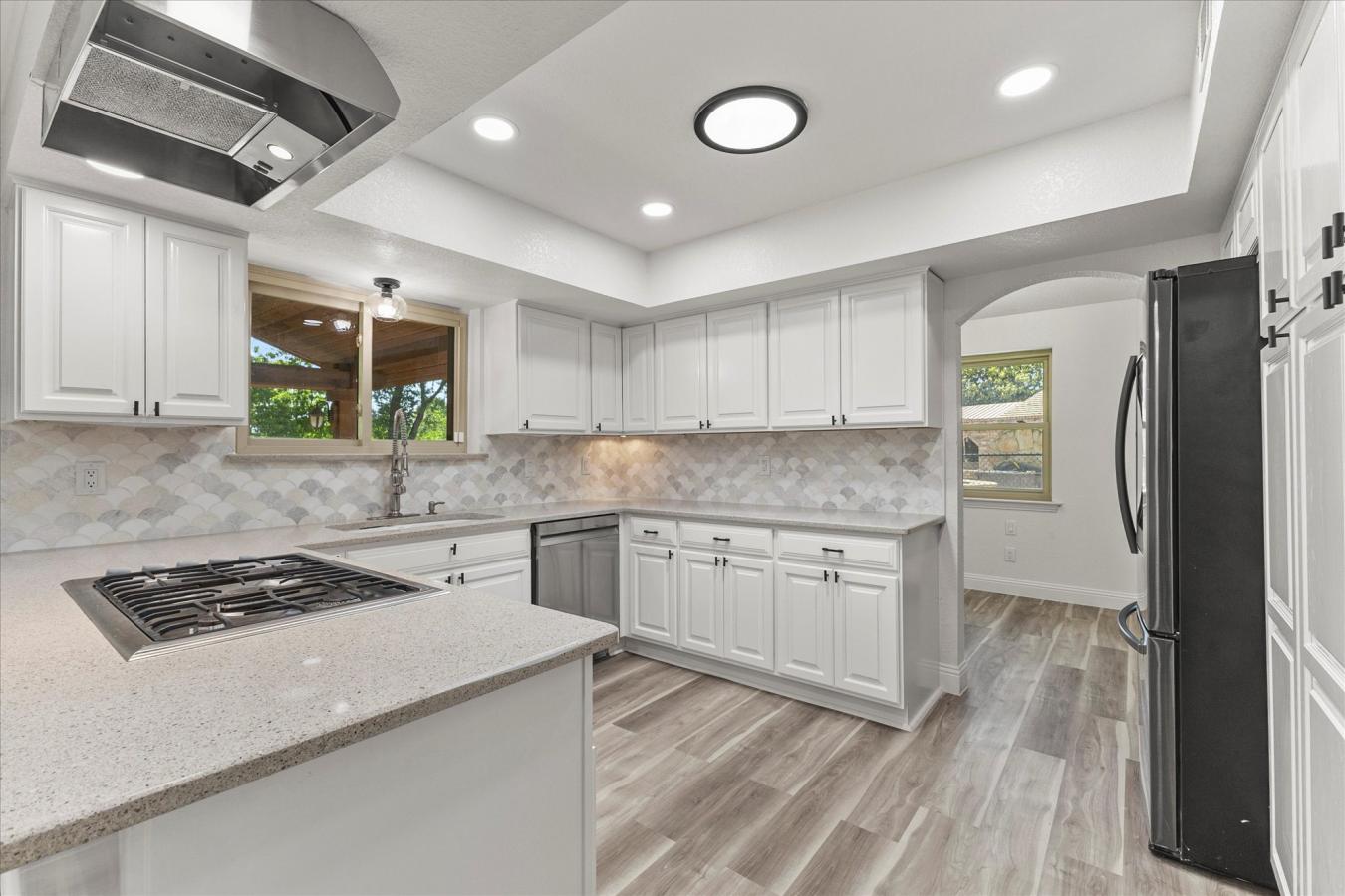 Dallas, Dallas, 75228, United States, 4 Bedrooms Bedrooms, ,3 BathroomsBathrooms,Residential,For Sale,1933780