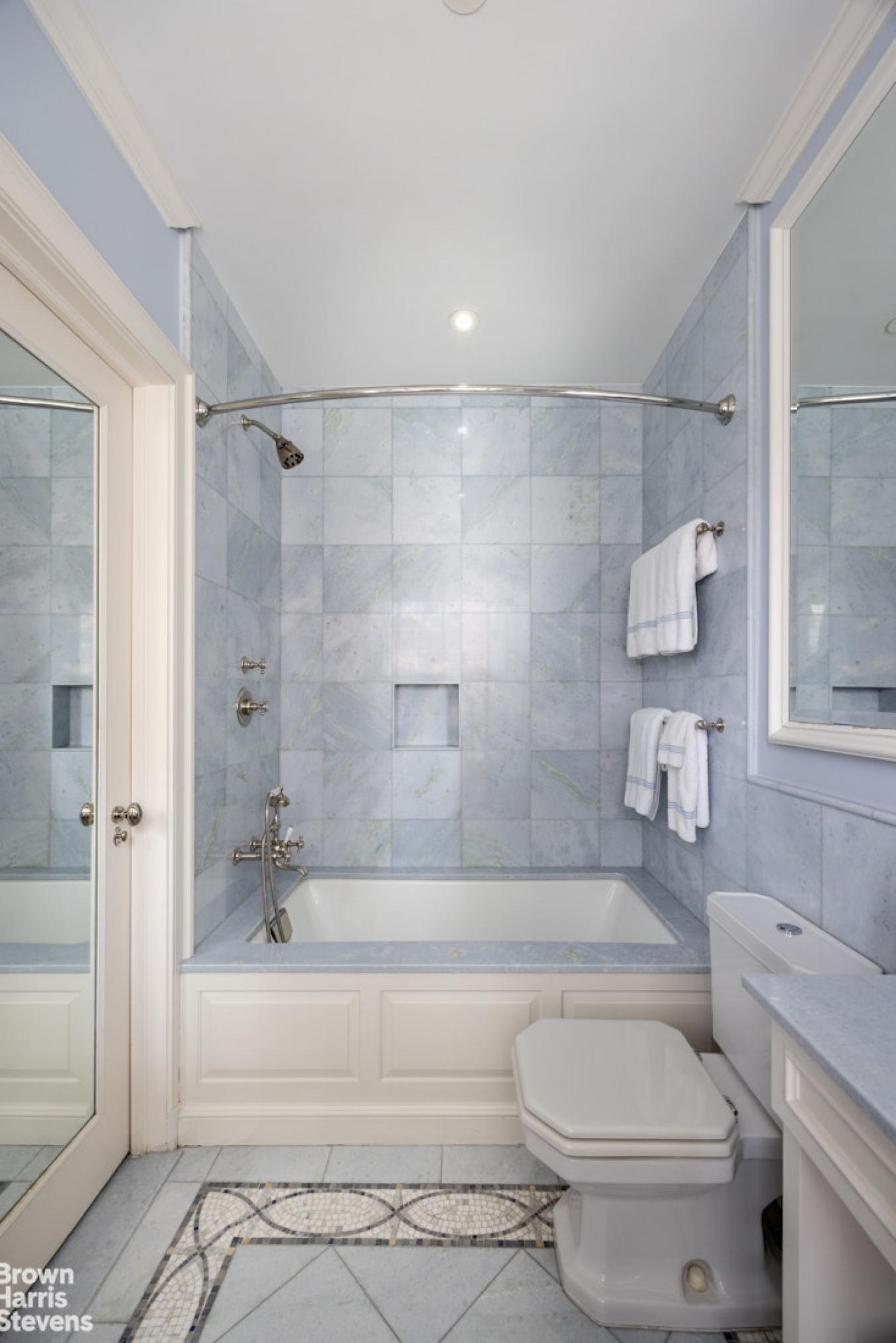 New York, New York, 10021, United States, 5 Bedrooms Bedrooms, ,5 BathroomsBathrooms,Residential,For Sale,1934123