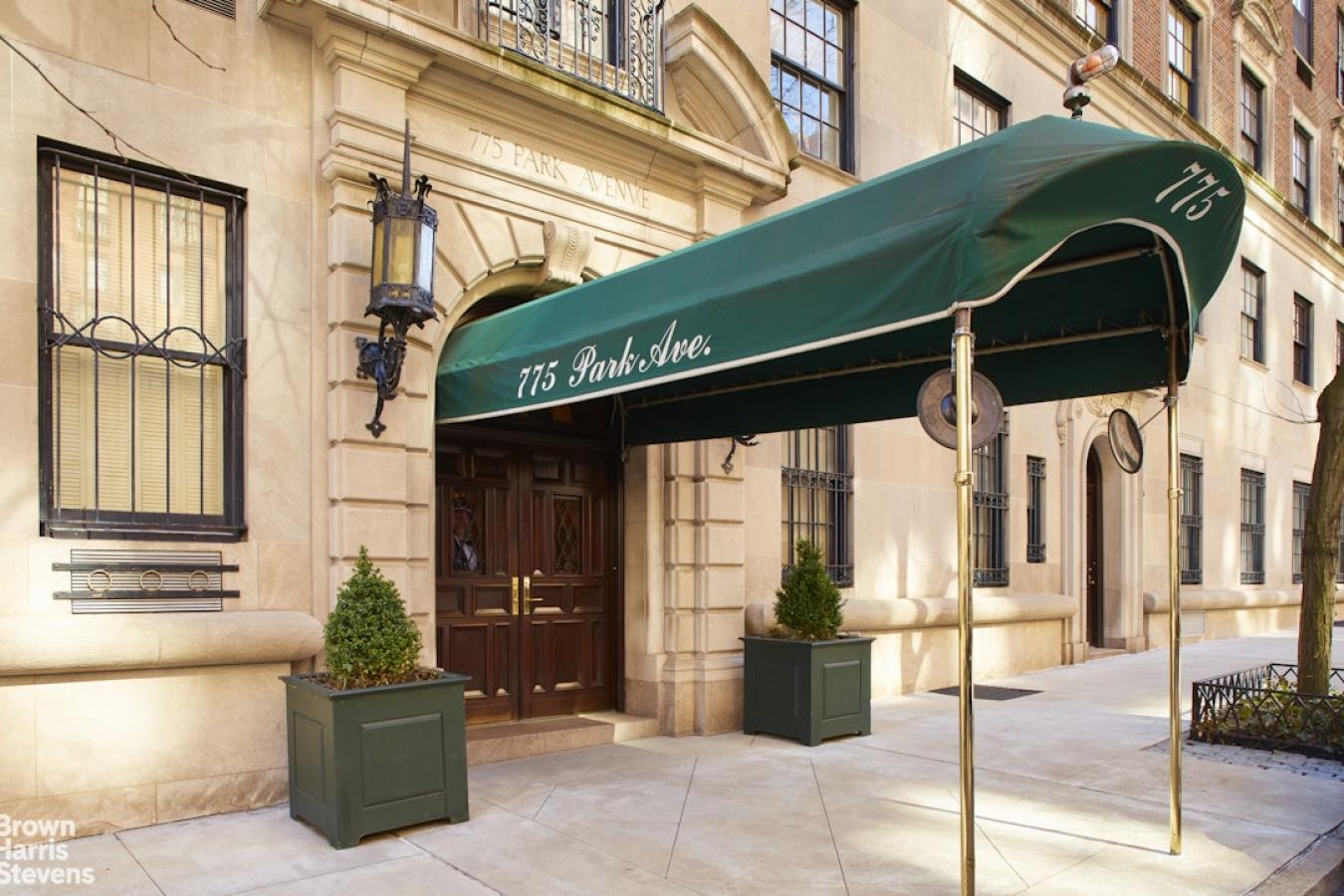 New York, New York, 10021, United States, 5 Bedrooms Bedrooms, ,5 BathroomsBathrooms,Residential,For Sale,1934123