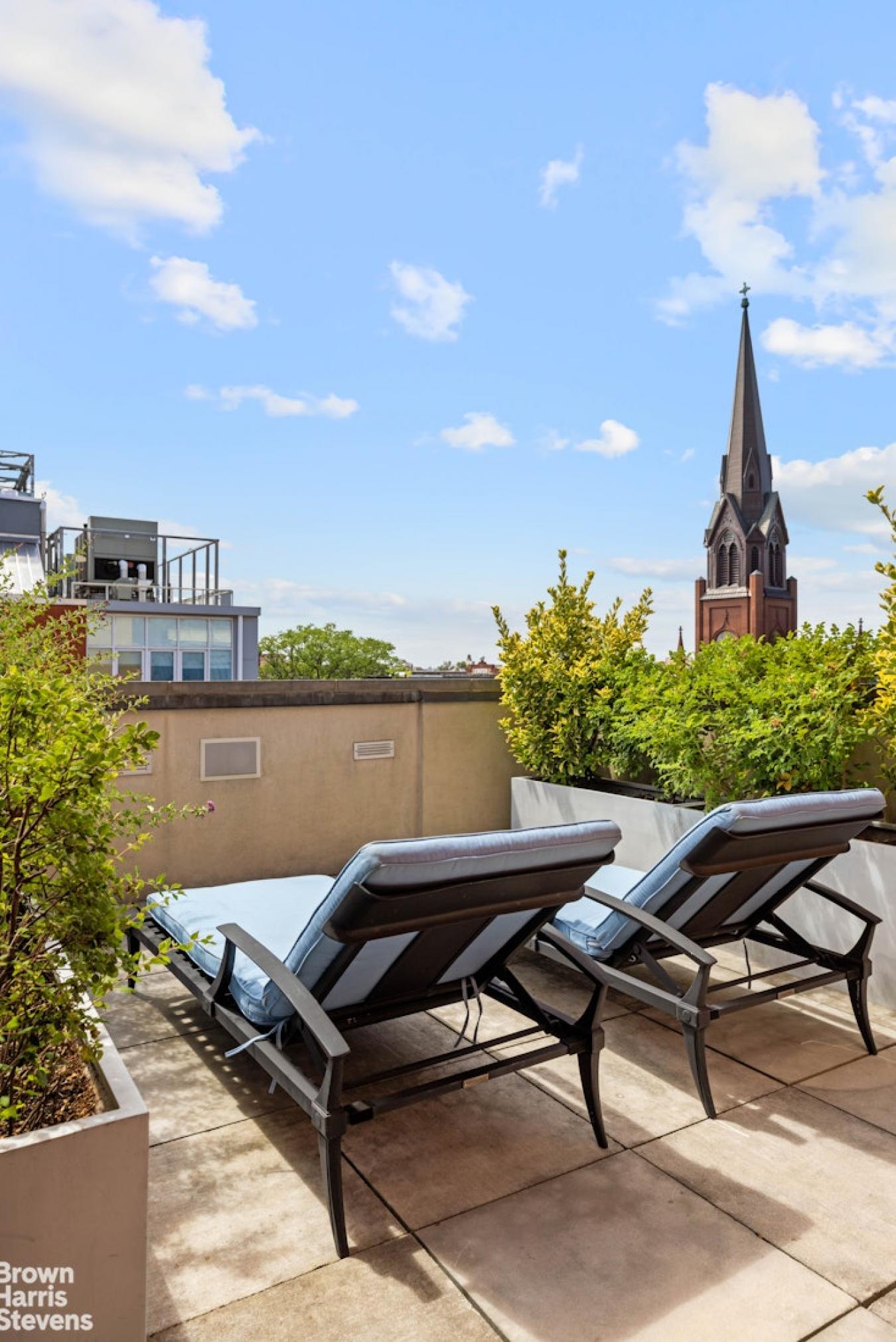 Cobble Hill, New York, 11201, United States, 5 Bedrooms Bedrooms, ,4 BathroomsBathrooms,Residential,For Sale,1934121