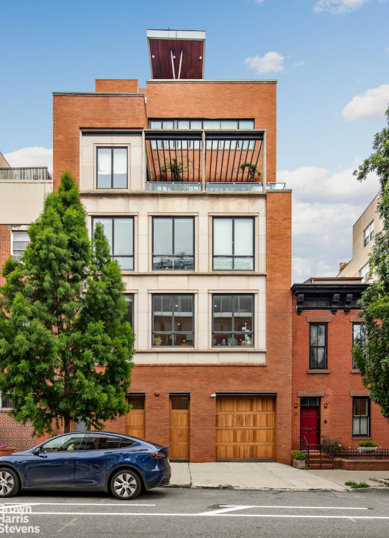 Cobble Hill, New York, 11201, United States, 5 Bedrooms Bedrooms, ,4 BathroomsBathrooms,Residential,For Sale,1934121