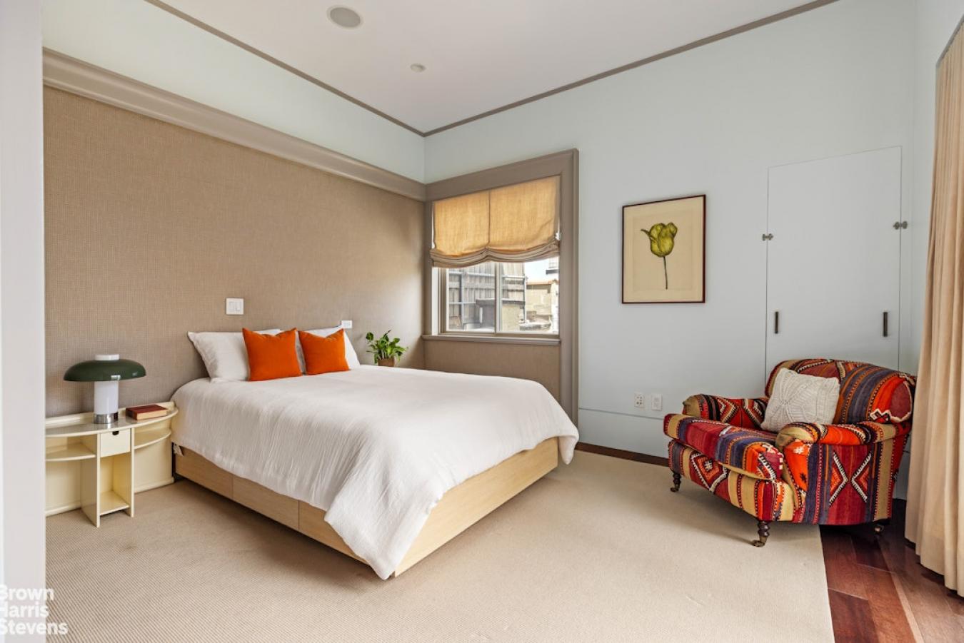 Cobble Hill, New York, 11201, United States, 5 Bedrooms Bedrooms, ,4 BathroomsBathrooms,Residential,For Sale,1934121