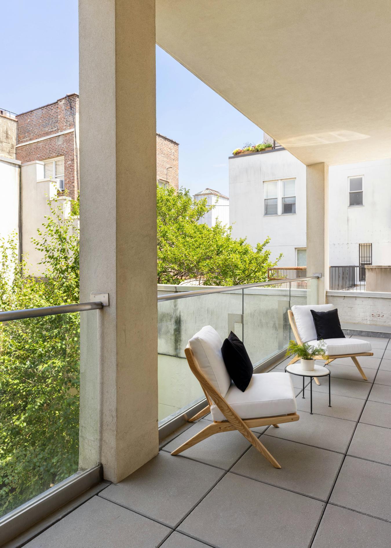 Cobble Hill, New York, 11201, United States, 3 Bedrooms Bedrooms, ,2 BathroomsBathrooms,Residential,For Sale,1934118