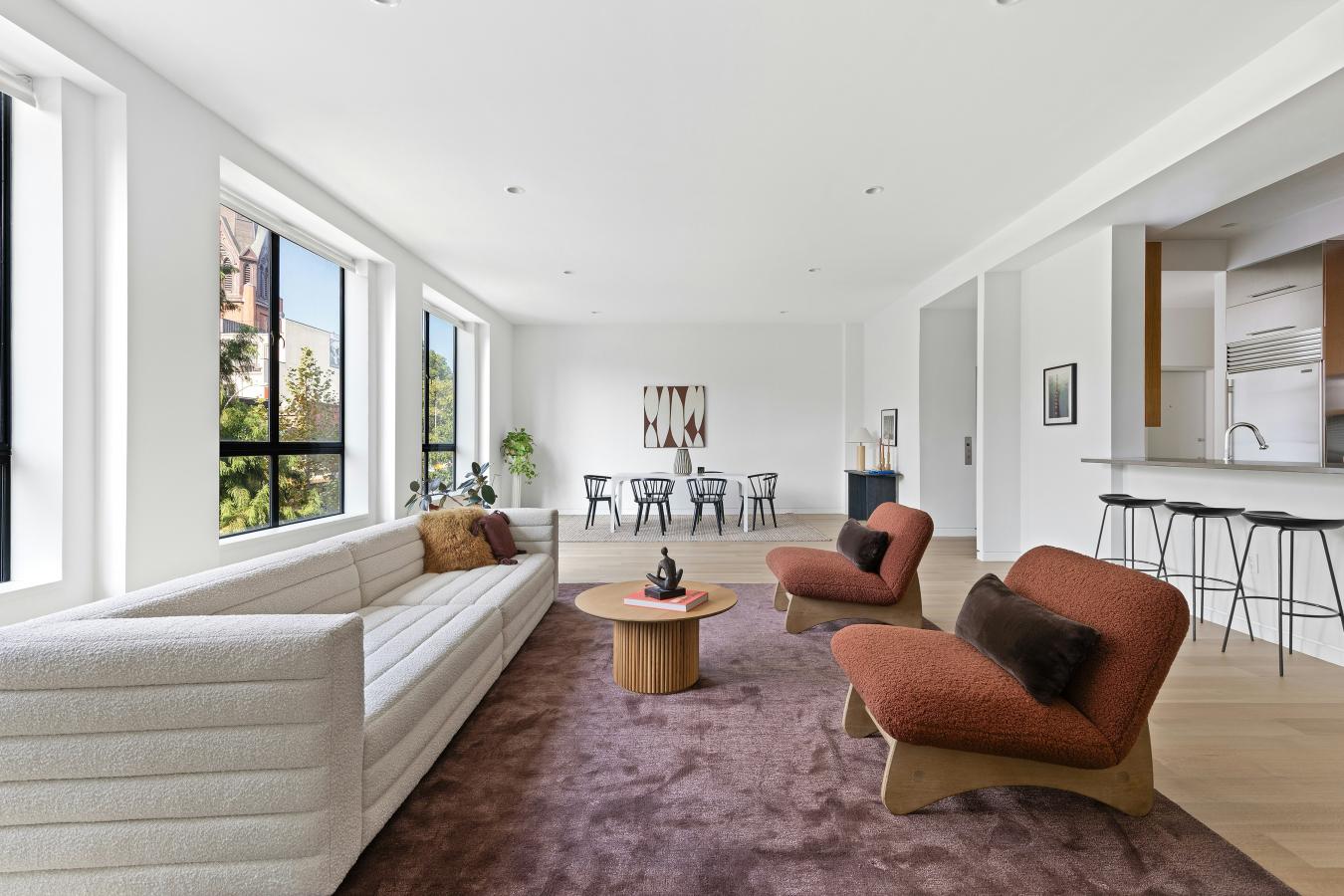 Cobble Hill, New York, 11201, United States, 3 Bedrooms Bedrooms, ,2 BathroomsBathrooms,Residential,For Sale,1934118