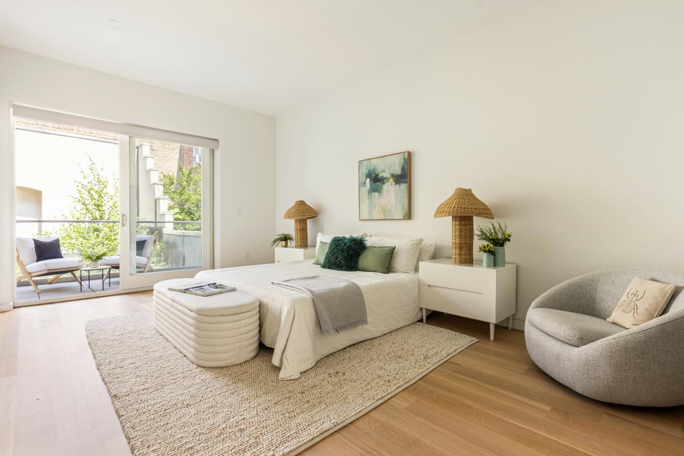 Cobble Hill, New York, 11201, United States, 3 Bedrooms Bedrooms, ,2 BathroomsBathrooms,Residential,For Sale,1934118