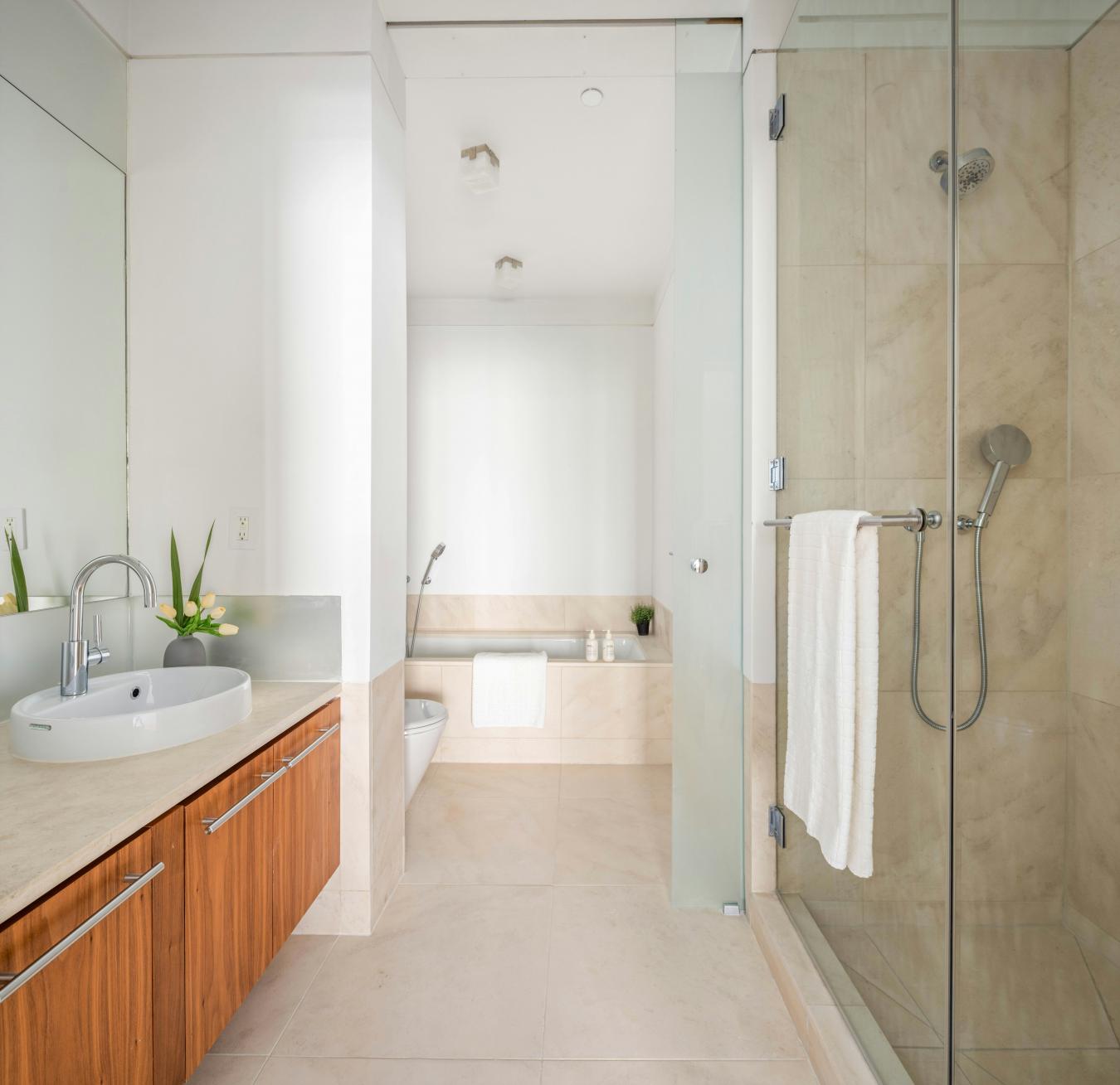 Cobble Hill, New York, 11201, United States, 3 Bedrooms Bedrooms, ,2 BathroomsBathrooms,Residential,For Sale,1934118