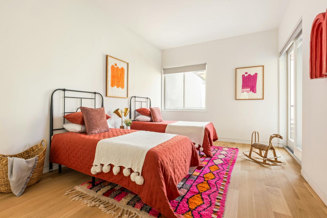 Cobble Hill, New York, 11201, United States, 3 Bedrooms Bedrooms, ,2 BathroomsBathrooms,Residential,For Sale,1934118