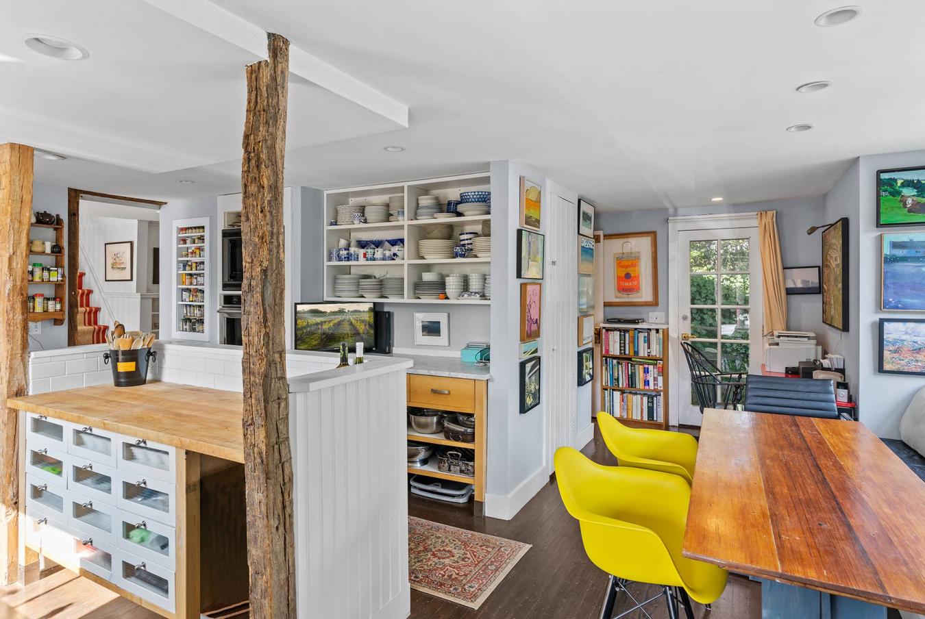 Village of Southampton, New York, 11968, United States, 3 Bedrooms Bedrooms, ,2 BathroomsBathrooms,Residential,For Sale,1934117