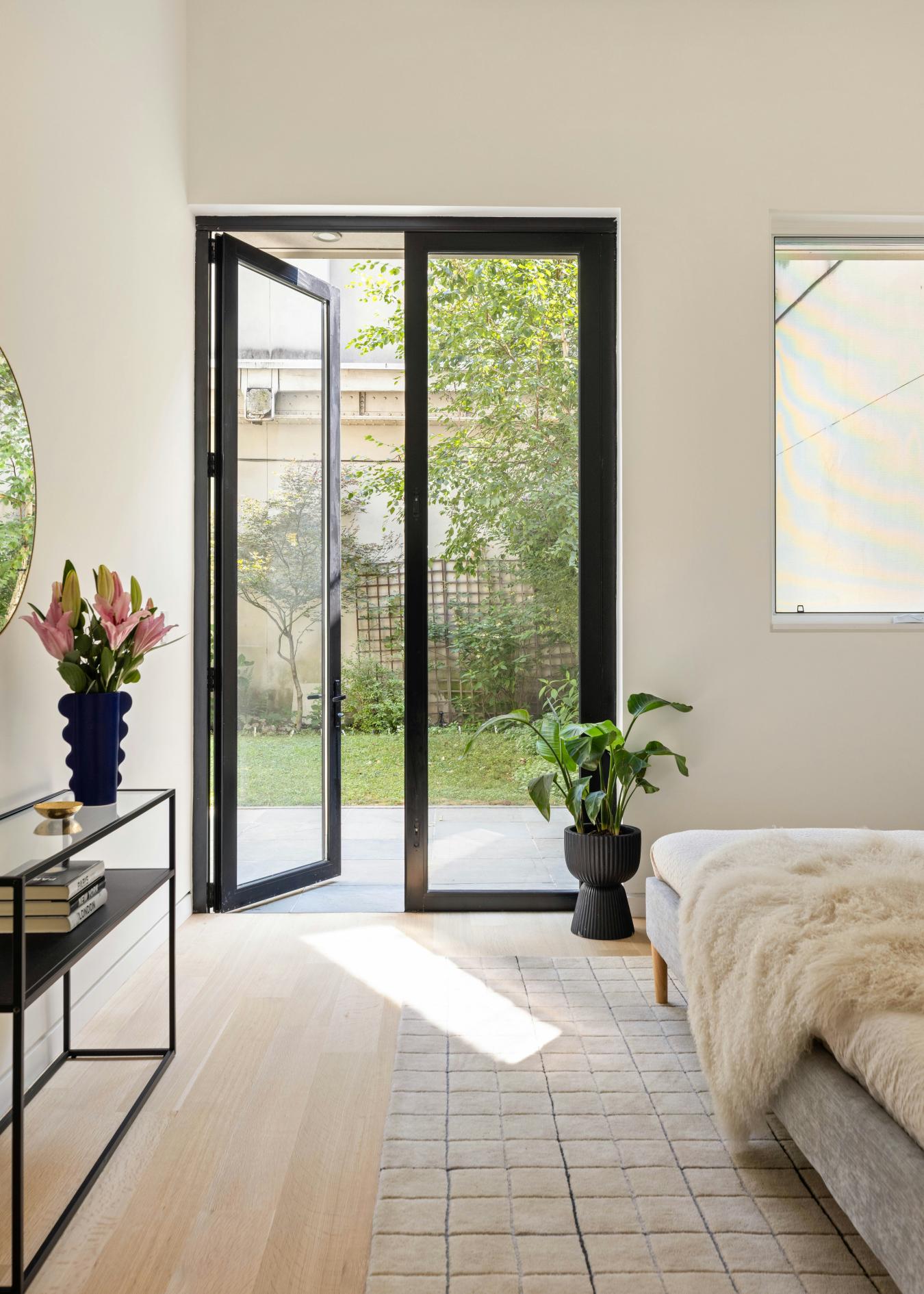Cobble Hill, New York, 11201, United States, 2 Bedrooms Bedrooms, ,2 BathroomsBathrooms,Residential,For Sale,1934116
