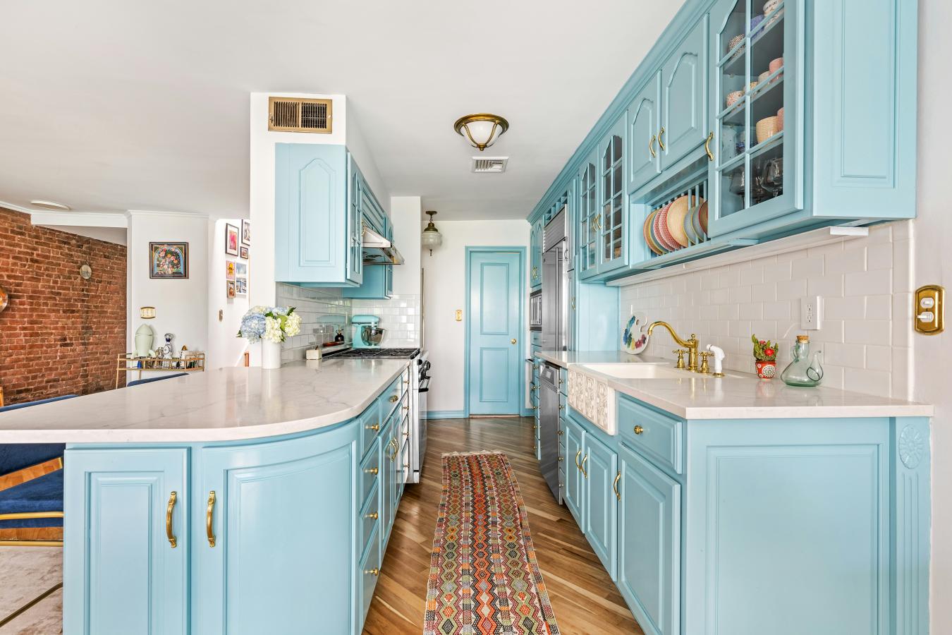 Chelsea, New York, 10011, United States, 2 Bedrooms Bedrooms, ,2 BathroomsBathrooms,Residential,For Sale,1952714