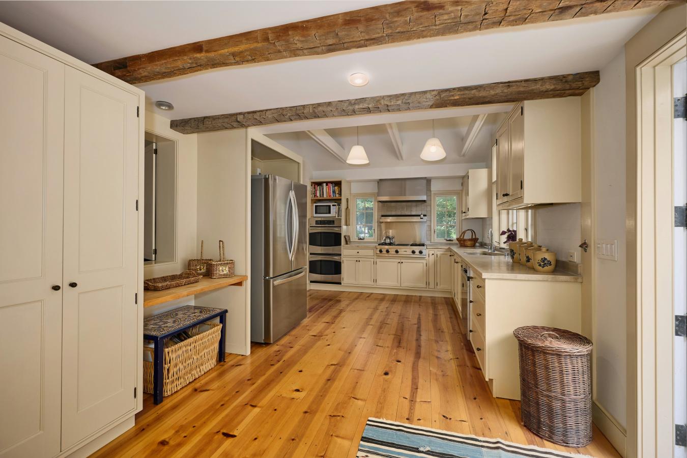 GHENT, New York, 12075, United States, 4 Bedrooms Bedrooms, ,3 BathroomsBathrooms,Residential,For Sale,1985819