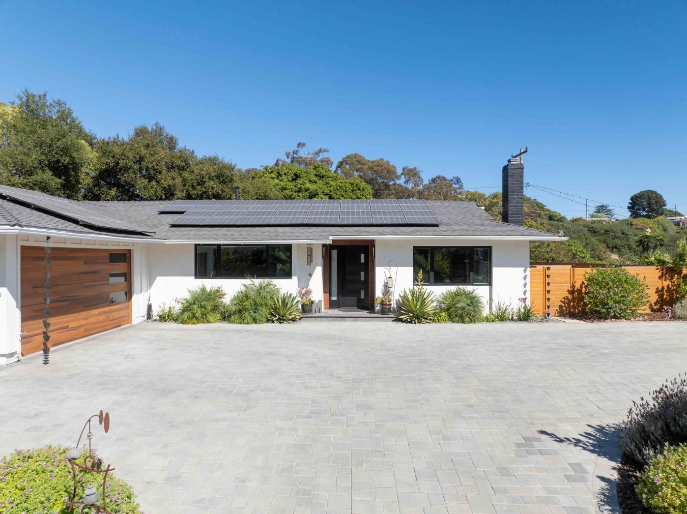 Santa Barbara, Santa Barbara, 93109, United States, 3 Bedrooms Bedrooms, ,3 BathroomsBathrooms,Residential,For Sale,1936025