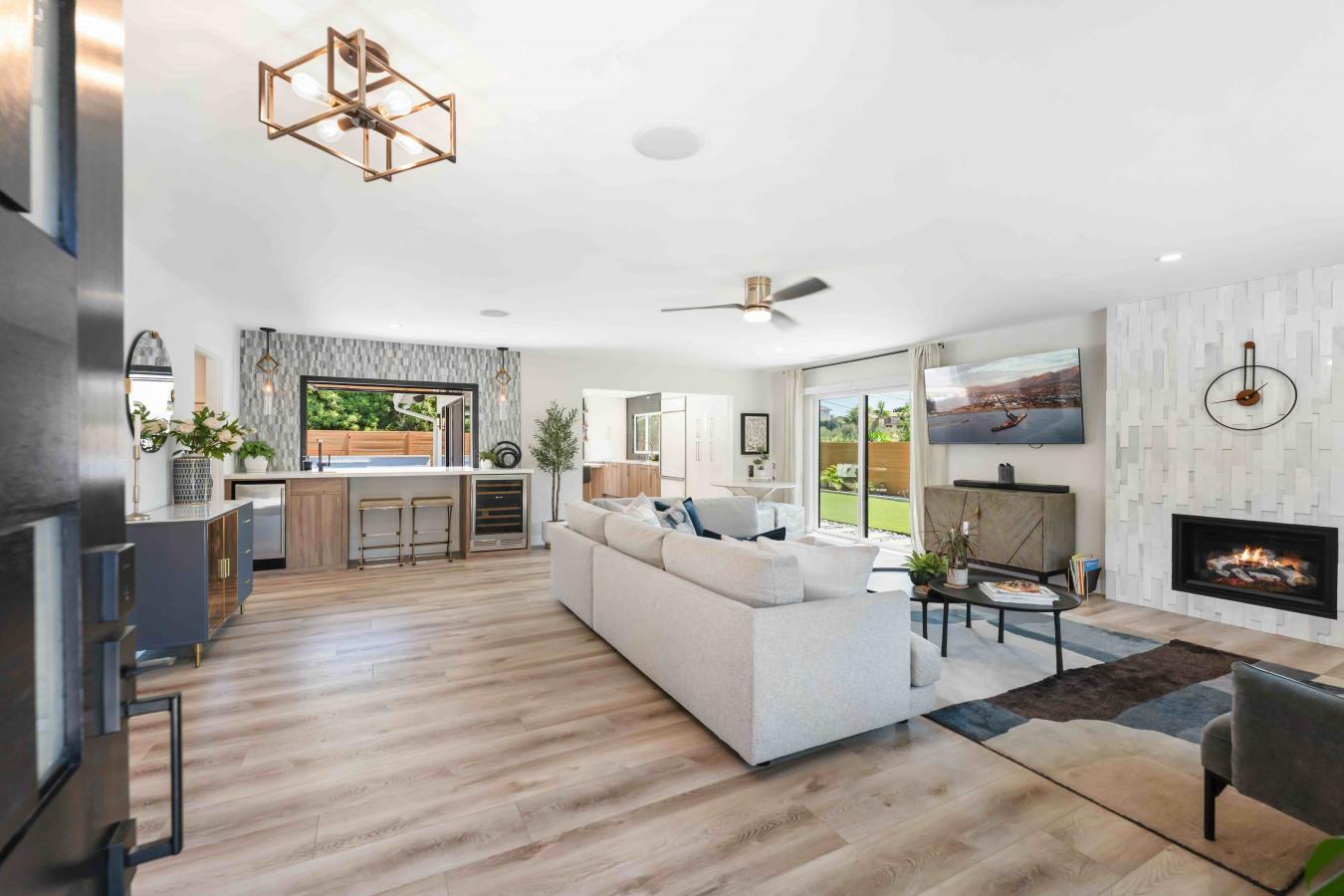 Santa Barbara, Santa Barbara, 93109, United States, 3 Bedrooms Bedrooms, ,3 BathroomsBathrooms,Residential,For Sale,1936025