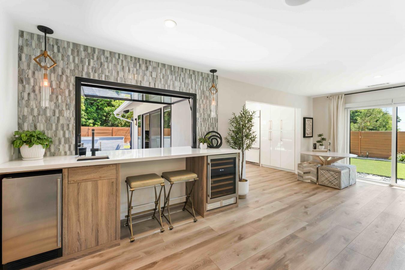 Santa Barbara, Santa Barbara, 93109, United States, 3 Bedrooms Bedrooms, ,3 BathroomsBathrooms,Residential,For Sale,1936025