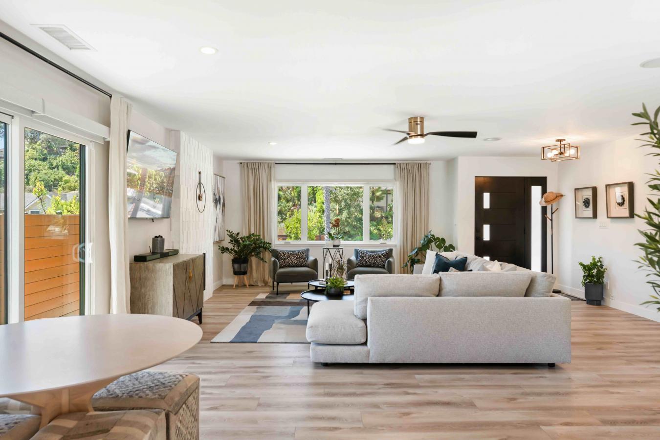 Santa Barbara, Santa Barbara, 93109, United States, 3 Bedrooms Bedrooms, ,3 BathroomsBathrooms,Residential,For Sale,1936025