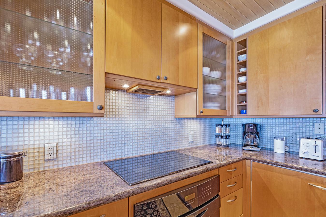 Lahaina, USA, 96761, United States, 2 Bedrooms Bedrooms, ,2 BathroomsBathrooms,Residential,For Sale,1936323