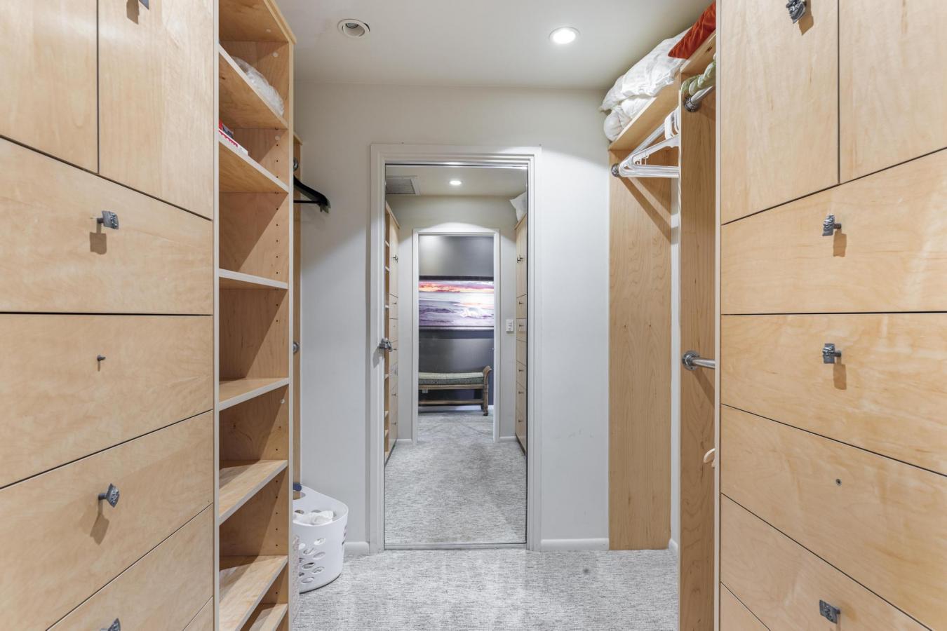 Lahaina, USA, 96761, United States, 2 Bedrooms Bedrooms, ,2 BathroomsBathrooms,Residential,For Sale,1936323