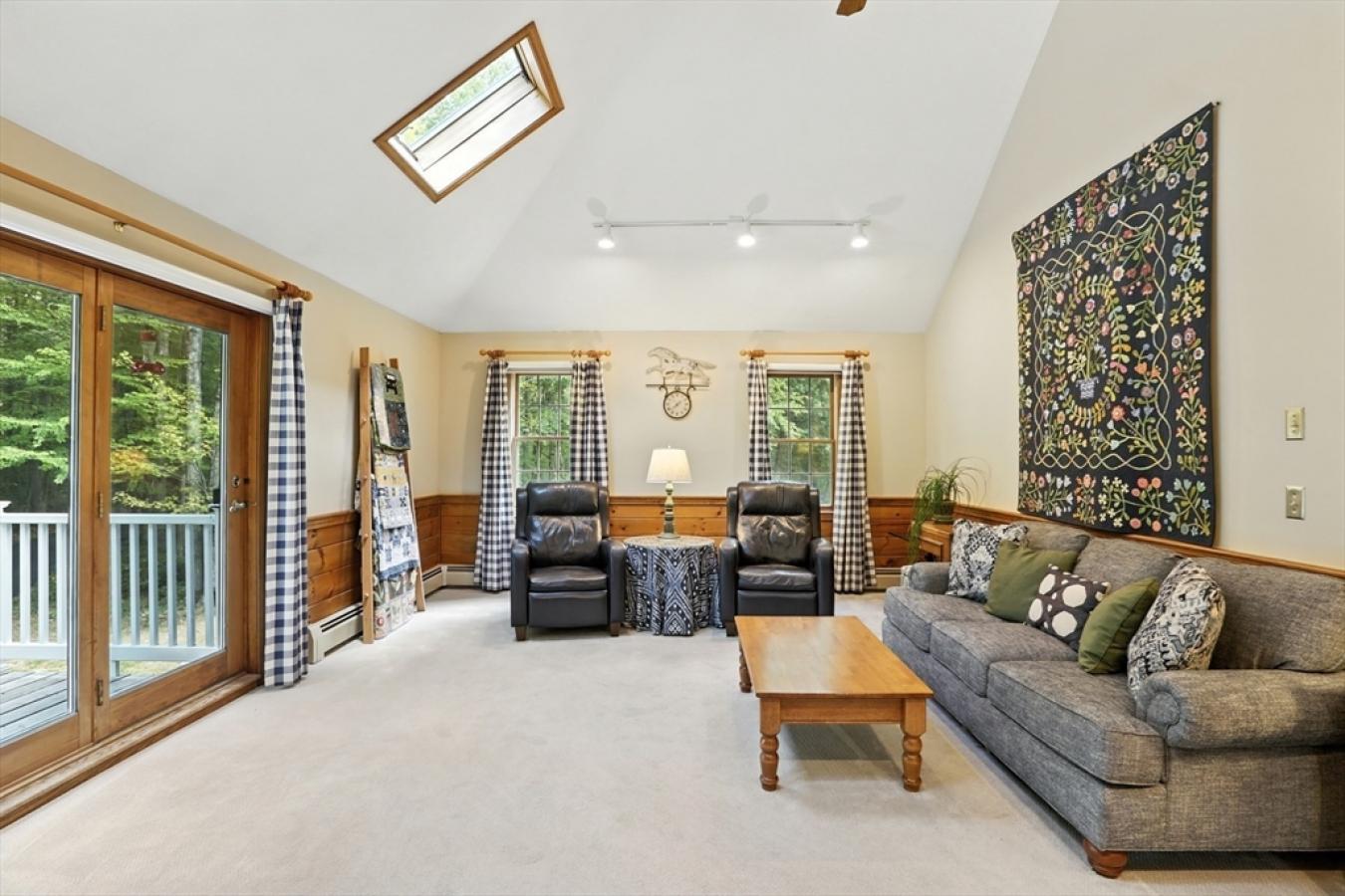 Pepperell, Middlesex, 01463, United States, 3 Bedrooms Bedrooms, ,2 BathroomsBathrooms,Residential,For Sale,1936020