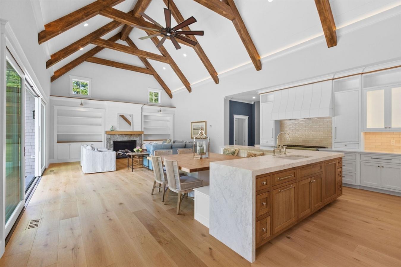 Chatham, Barnstable, 02659, United States, 6 Bedrooms Bedrooms, ,5 BathroomsBathrooms,Residential,For Sale,1936018