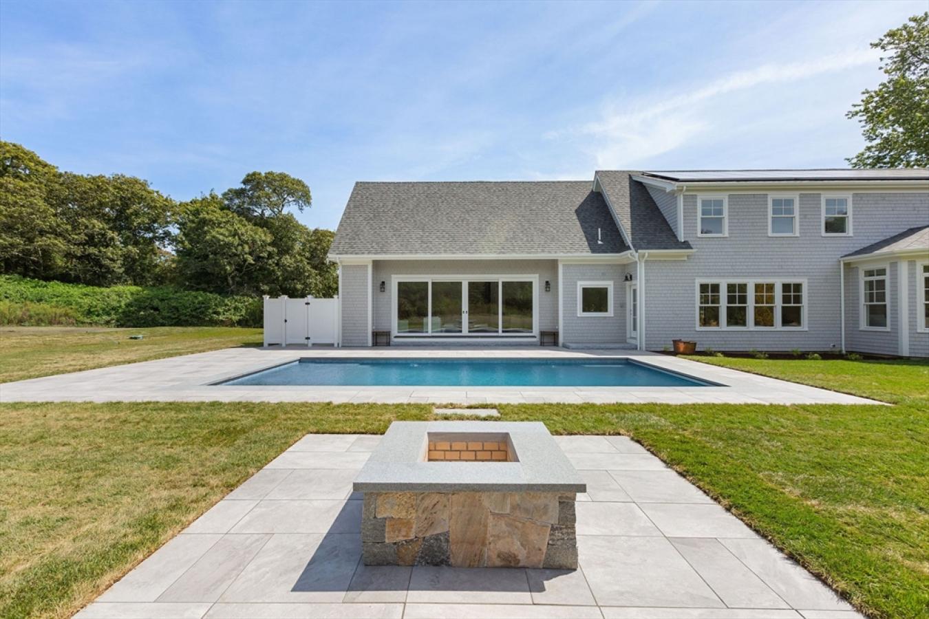 Chatham, Barnstable, 02659, United States, 6 Bedrooms Bedrooms, ,5 BathroomsBathrooms,Residential,For Sale,1936018