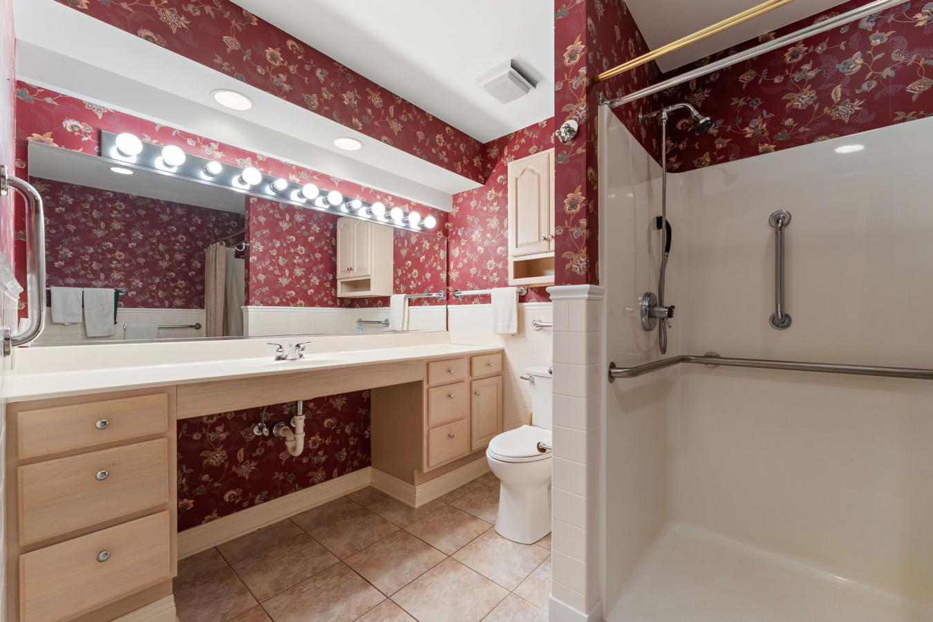 Westville, Porter, 46391, United States, 6 Bedrooms Bedrooms, ,5 BathroomsBathrooms,Residential,For Sale,1936014