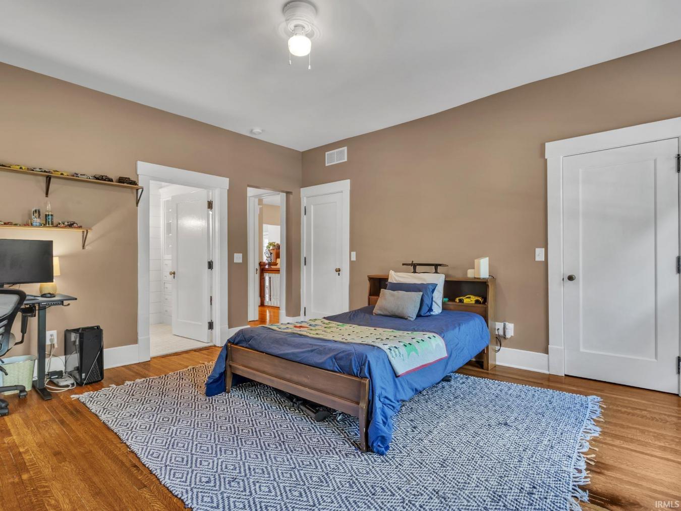 Fort Wayne, Allen, 46802, United States, 6 Bedrooms Bedrooms, ,5 BathroomsBathrooms,Residential,For Sale,1936318