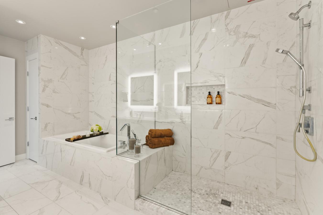 San Diego, San Diego, 92103, United States, 2 Bedrooms Bedrooms, ,2 BathroomsBathrooms,Residential,For Sale,1936315