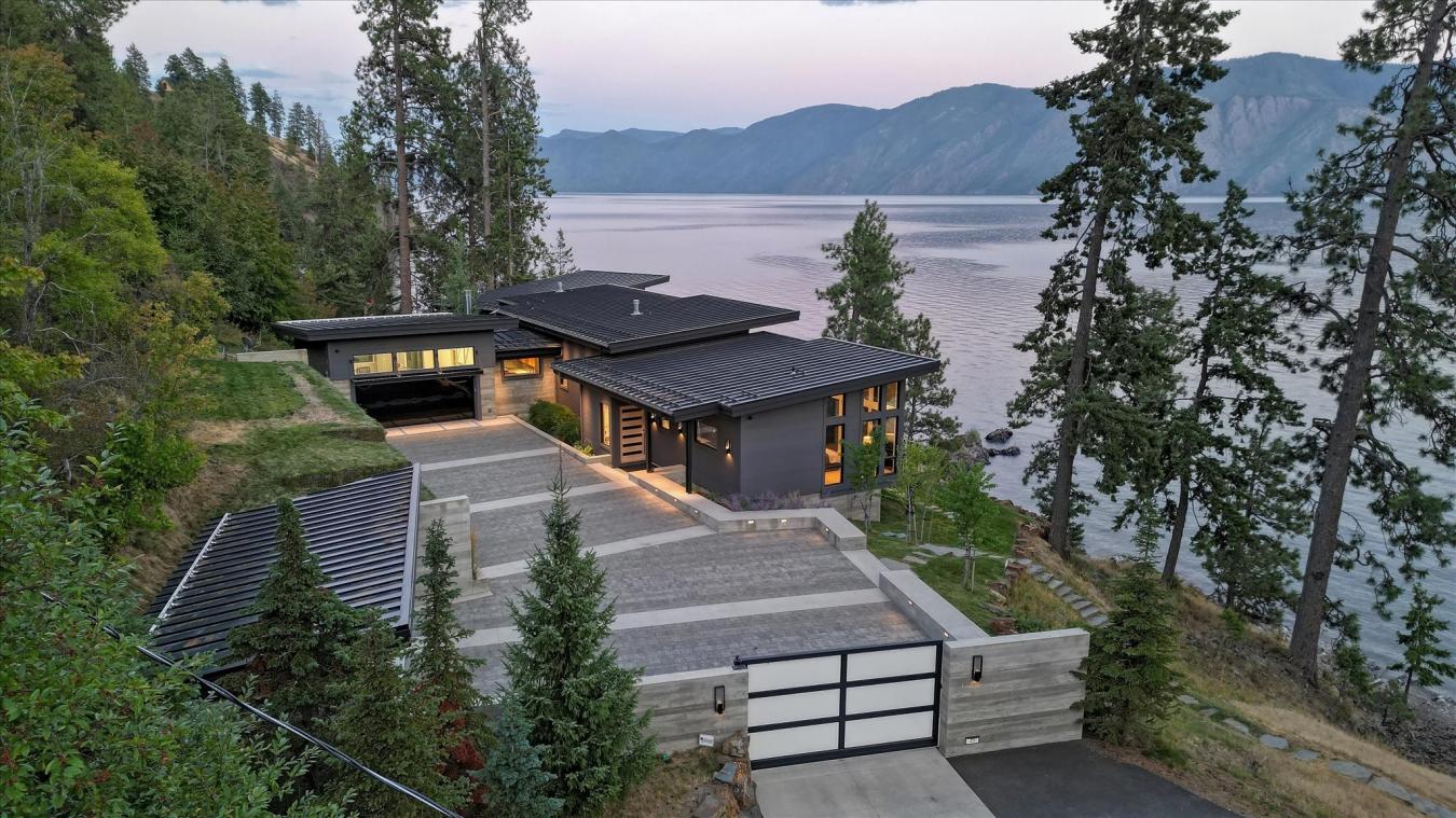 Sagle, Bonner, 83860, United States, 3 Bedrooms Bedrooms, ,3 BathroomsBathrooms,Residential,For Sale,1936313