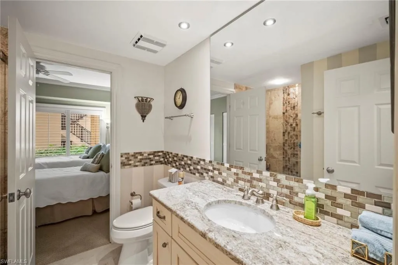 Naples, Florida, 34108, United States, 2 Bedrooms Bedrooms, ,2 BathroomsBathrooms,Residential,For Sale,1936013