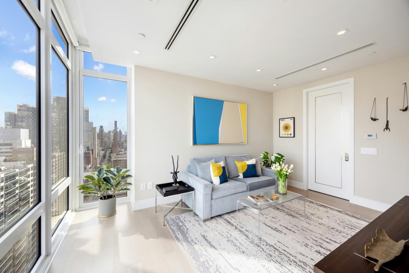 New York, New York, 10021, United States, 4 Bedrooms Bedrooms, ,4 BathroomsBathrooms,Residential,For Sale,1936306