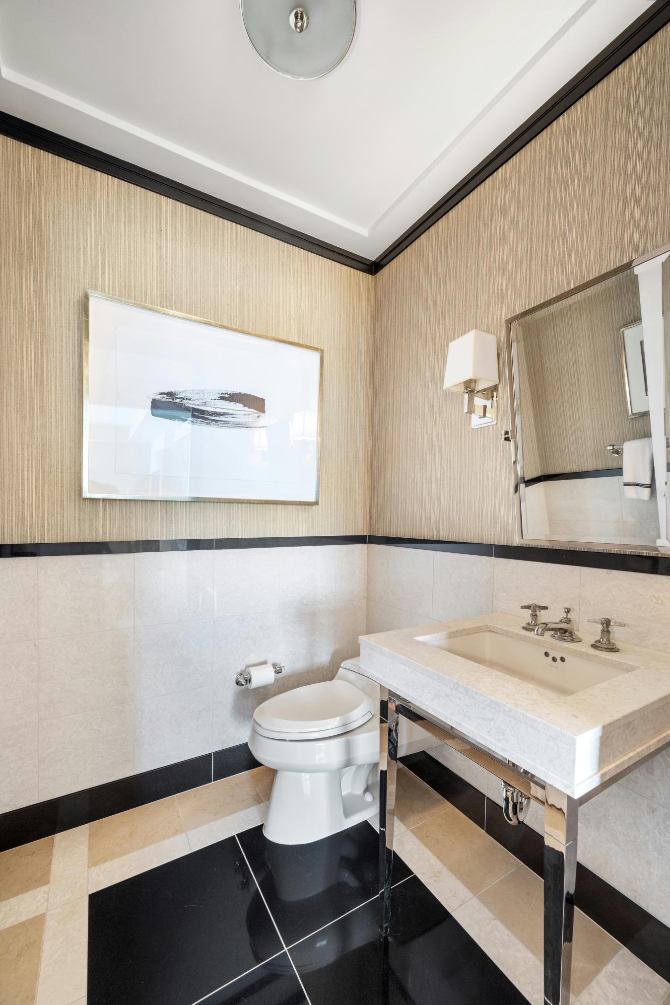 New York, New York, 10022, United States, 2 Bedrooms Bedrooms, ,2 BathroomsBathrooms,Residential,For Sale,1936305