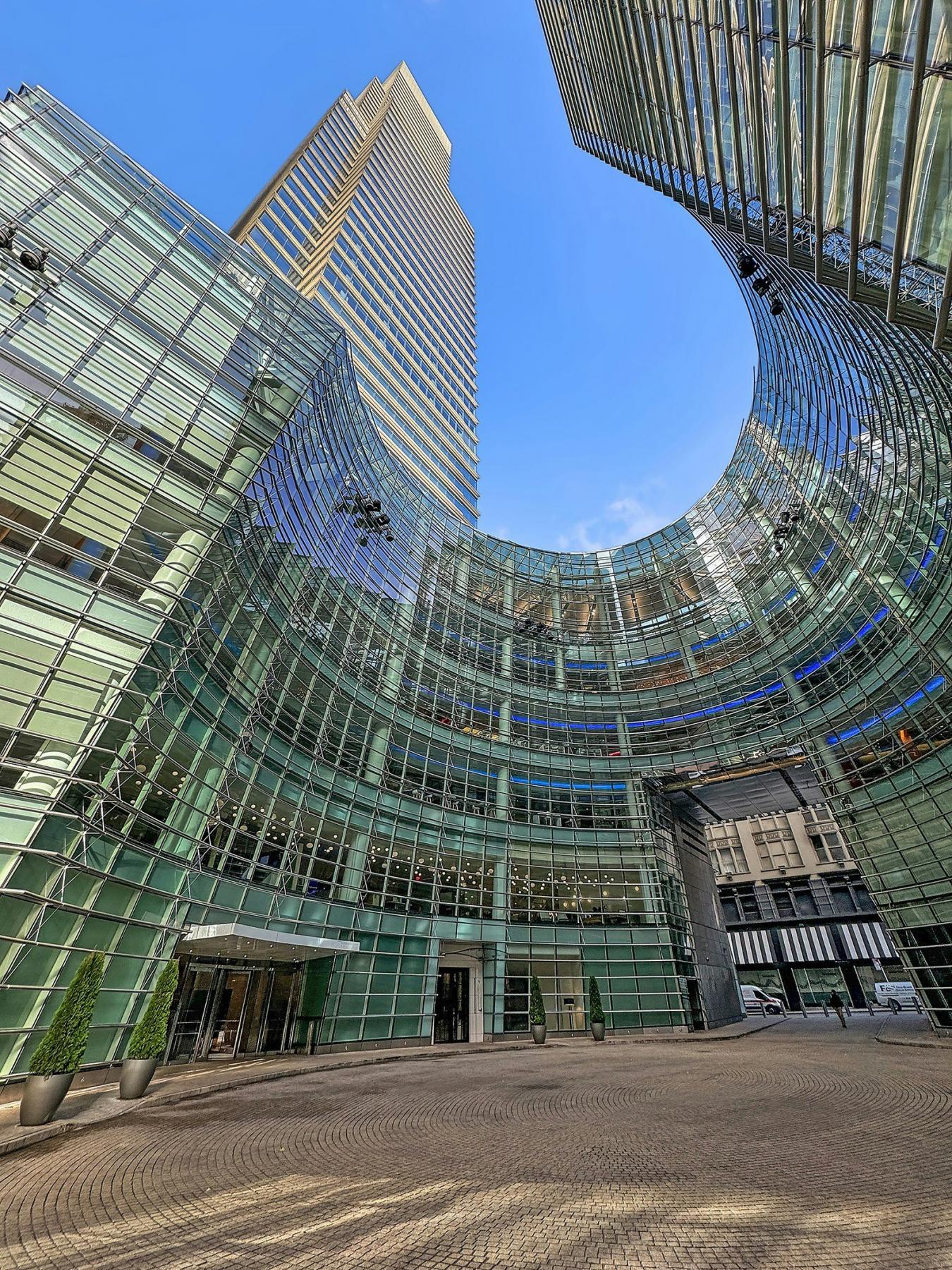 New York, New York, 10022, United States, 2 Bedrooms Bedrooms, ,2 BathroomsBathrooms,Residential,For Sale,1936305