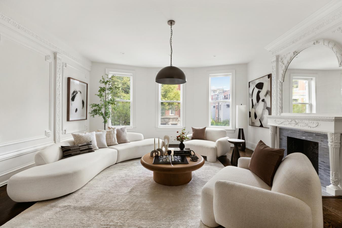 Hamilton Heights, New York, 10031, United States, 5 Bedrooms Bedrooms, ,4 BathroomsBathrooms,Residential,For Sale,1936301