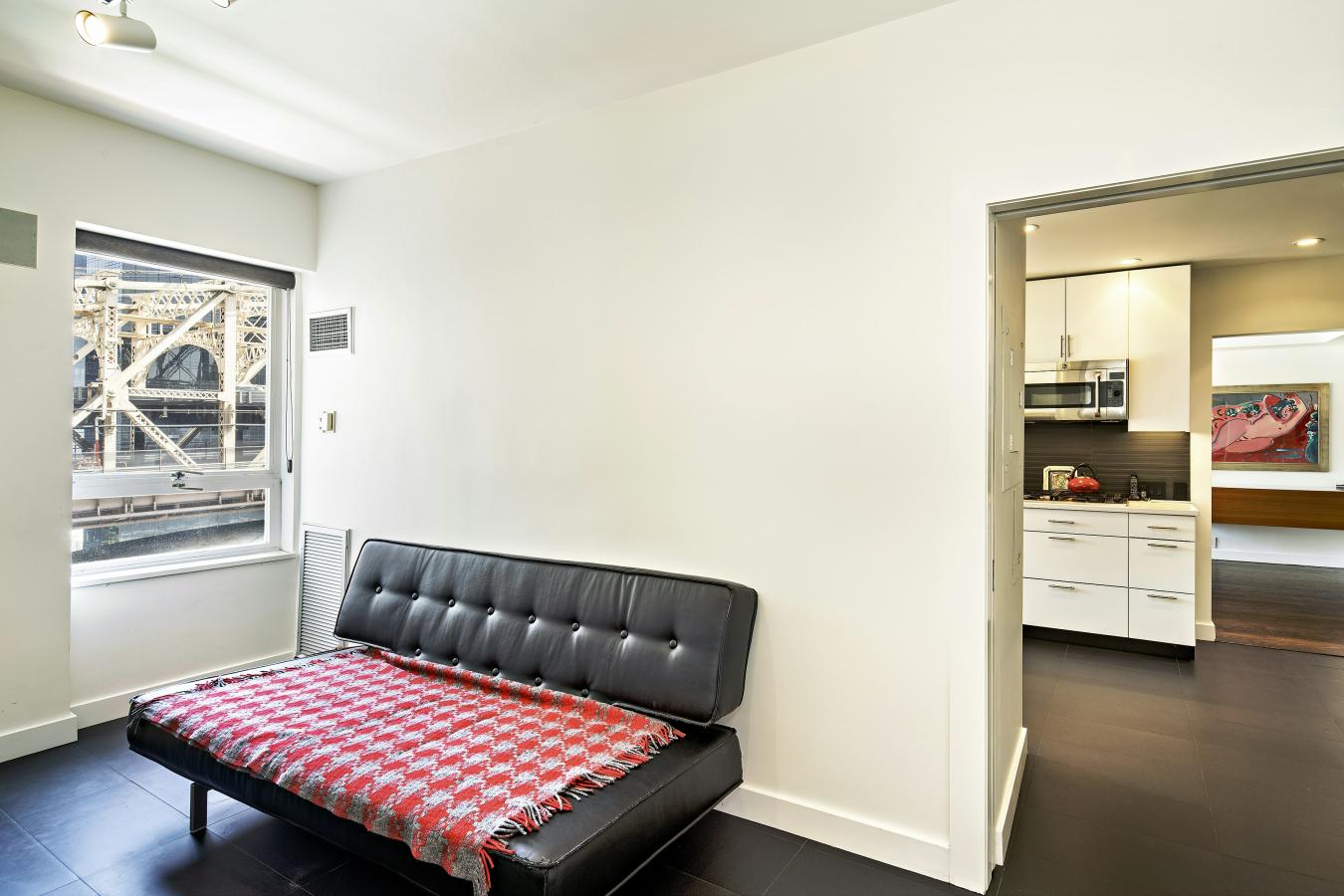 New York, New York, 10022, United States, 3 Bedrooms Bedrooms, ,3 BathroomsBathrooms,Residential,For Sale,1936558