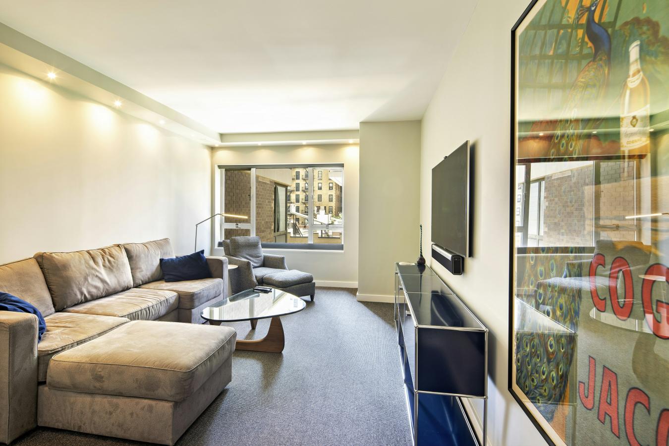 New York, New York, 10022, United States, 3 Bedrooms Bedrooms, ,3 BathroomsBathrooms,Residential,For Sale,1936558