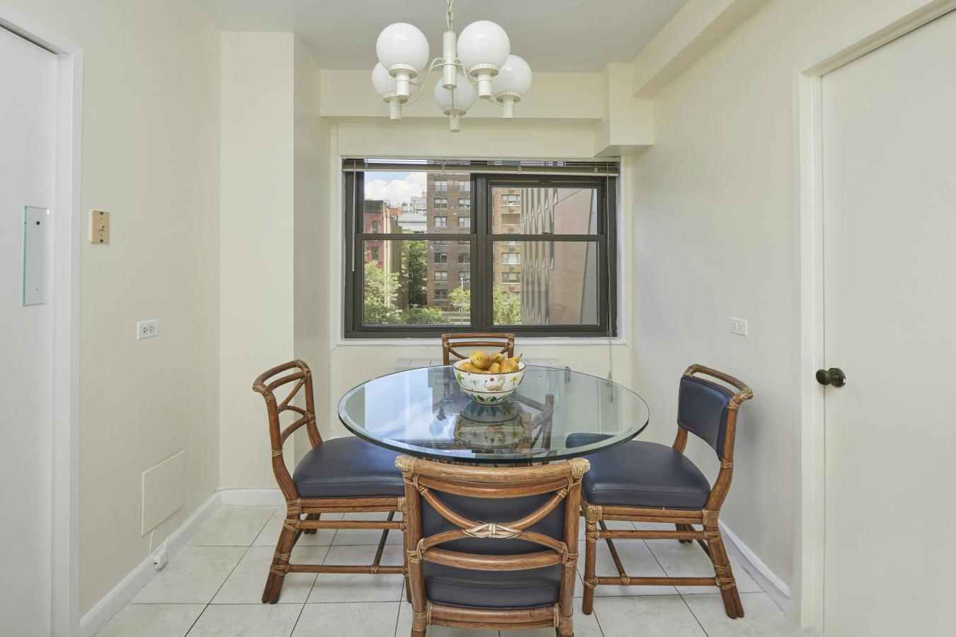 New York, New York, 10028, United States, 4 Bedrooms Bedrooms, ,4 BathroomsBathrooms,Residential,For Sale,1936559