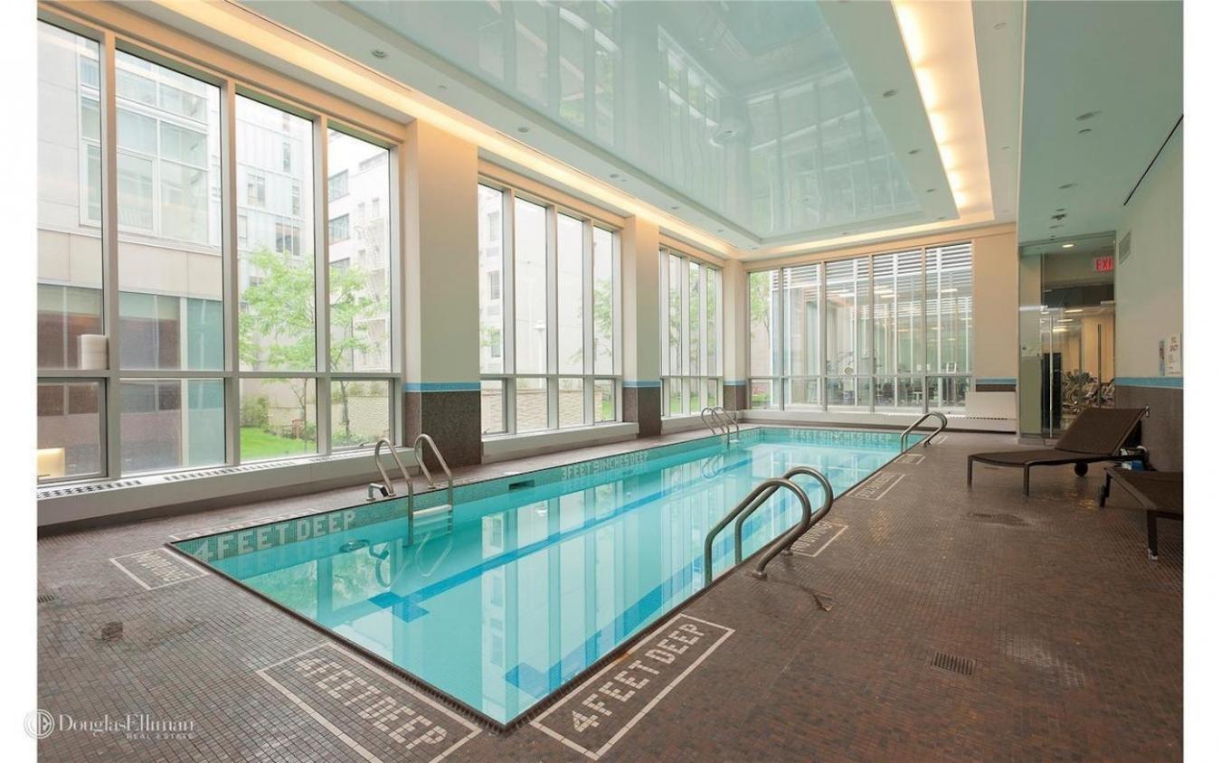 New York, New York, 10023, United States, 2 Bedrooms Bedrooms, ,2 BathroomsBathrooms,Residential,For Sale,1936556