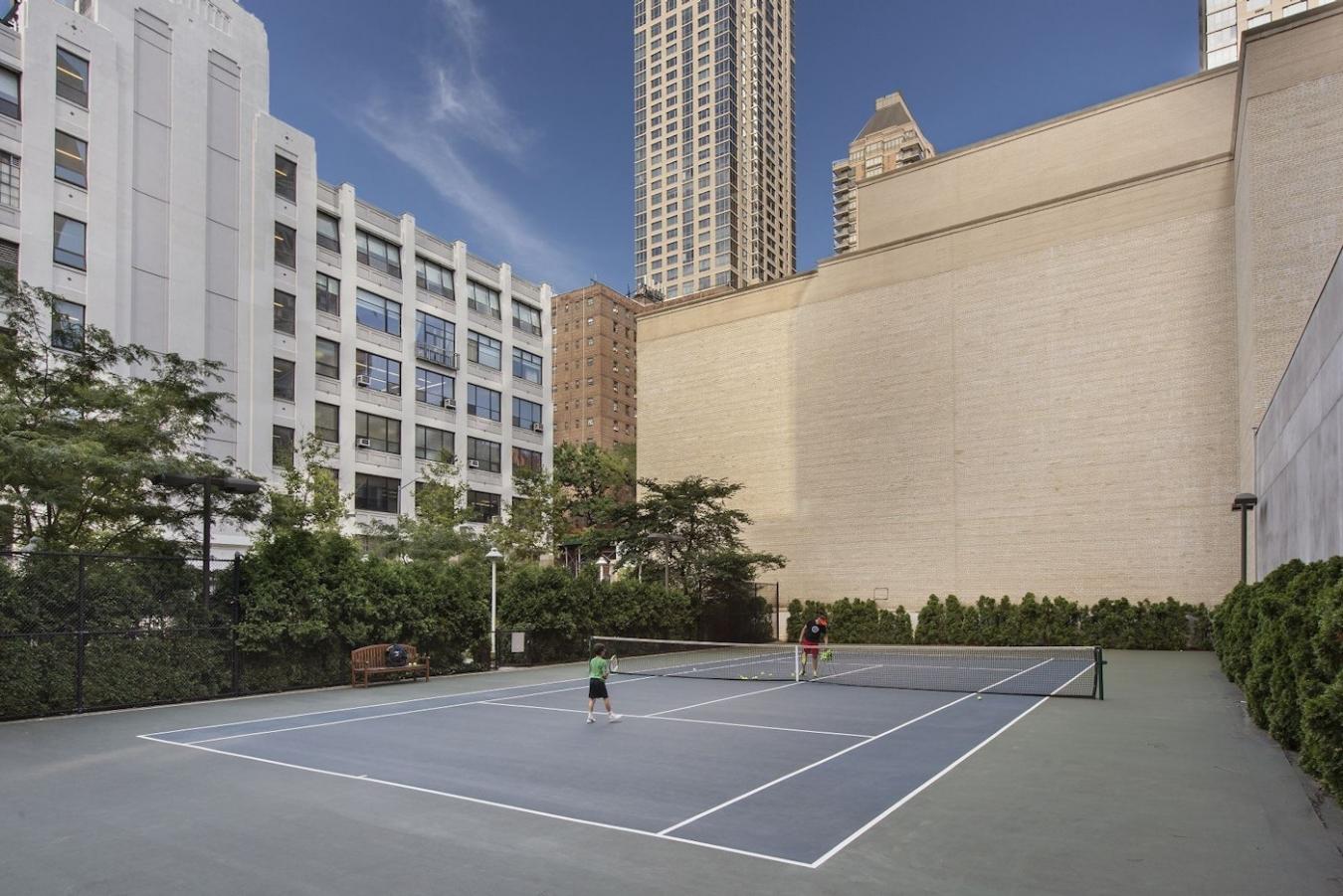New York, New York, 10023, United States, 2 Bedrooms Bedrooms, ,2 BathroomsBathrooms,Residential,For Sale,1936556