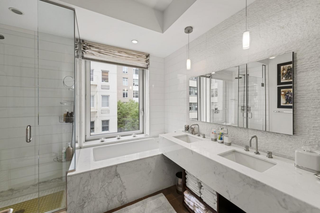 New York, New York, 10023, United States, 2 Bedrooms Bedrooms, ,2 BathroomsBathrooms,Residential,For Sale,1936556