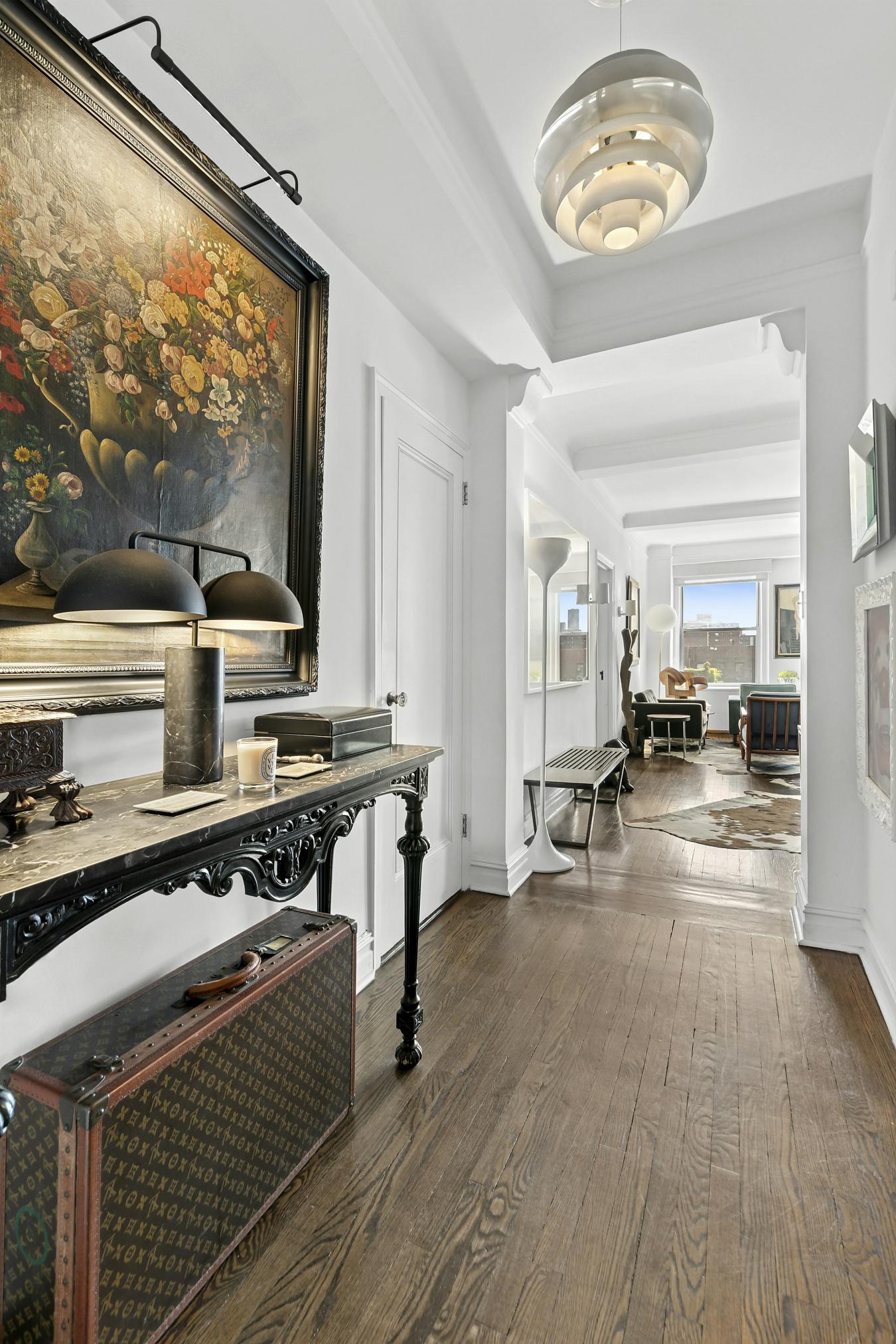 Gramercy Park, New York, 10003, United States, 2 Bedrooms Bedrooms, ,1 BathroomBathrooms,Residential,For Sale,1952712