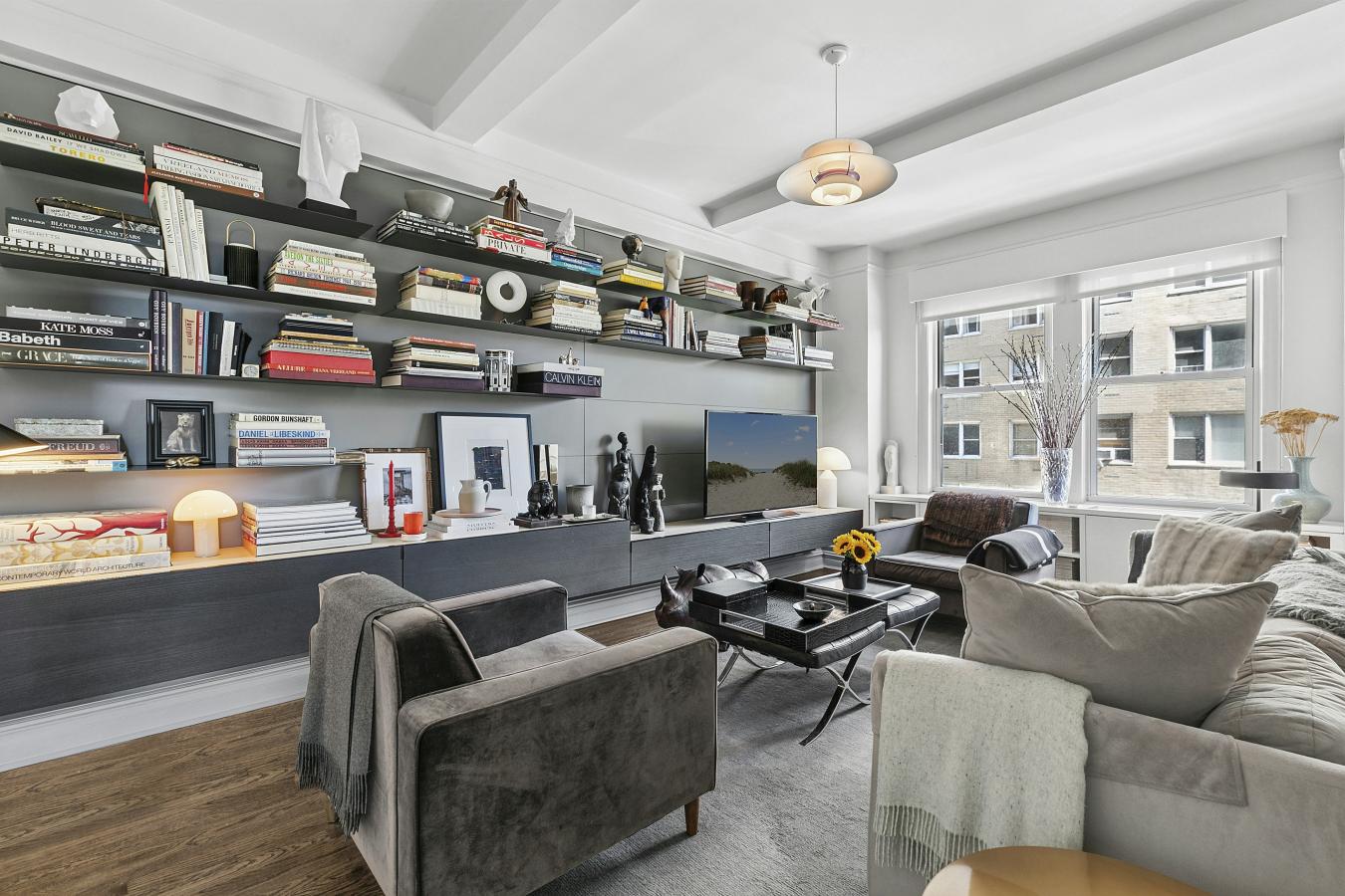 Gramercy Park, New York, 10003, United States, 2 Bedrooms Bedrooms, ,1 BathroomBathrooms,Residential,For Sale,1952712