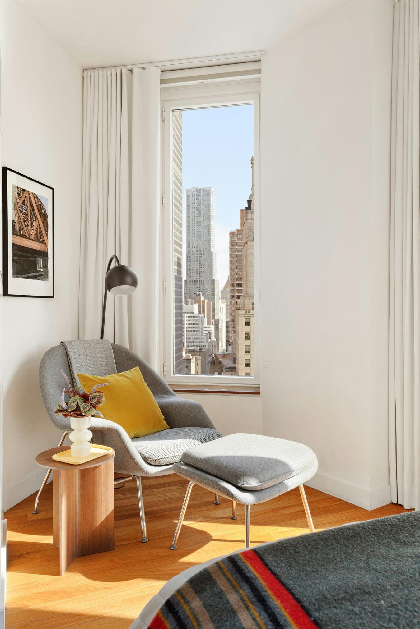 Financial District, New York, 10004, United States, 2 Bedrooms Bedrooms, ,2 BathroomsBathrooms,Residential,For Sale,1936552